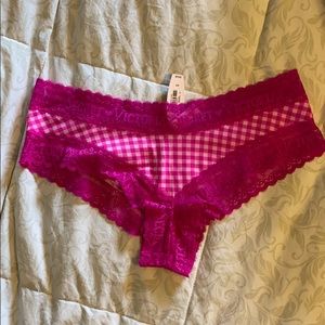 NWT Victoria’s Secret pantie small